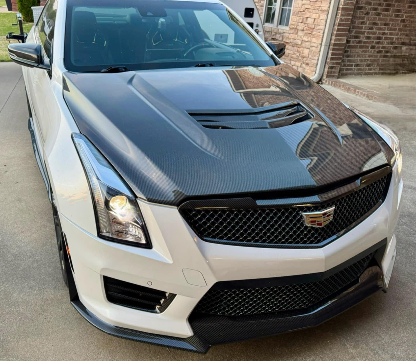 2016-2019 ATS / ATS-V - Carbon Fiber Vented Front Hood